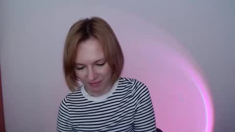 Snapshot of mollilove chatting on May 14, 10:00 am mollilove online show from May 14, 10:00 am
