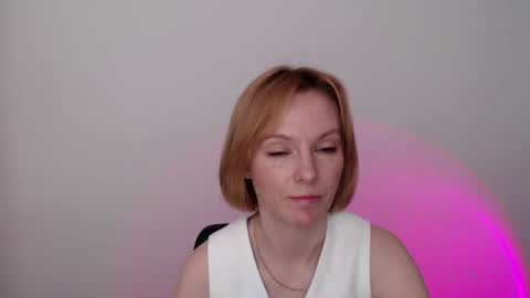 Snapshot of mollilove chatting on May 25, 8:09 am mollilove online show from May 25, 8:09 am
