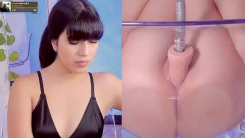 Snapshot of molly_cm chatting on June 18, 7:07 pm molly_cm online show from June 18, 7:07 pm