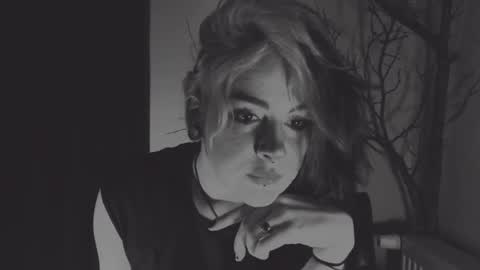 Molly Crow online show from January 15, 7:37 am