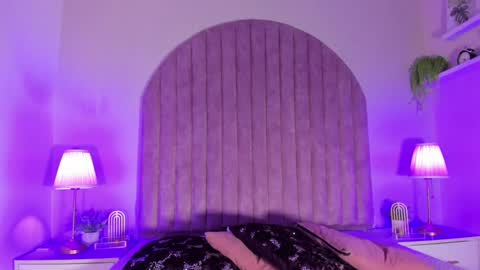 Snapshot of molly_jackson chatting on December 24, 2:12 pm Molly Jackson online show from December 24, 2:12 pm