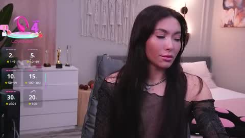 Molly online show from December 2, 1:00 am