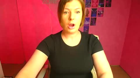 Snapshot of molly_mis chatting on April 25, 11:35 am Molly online show from April 25, 11:35 am