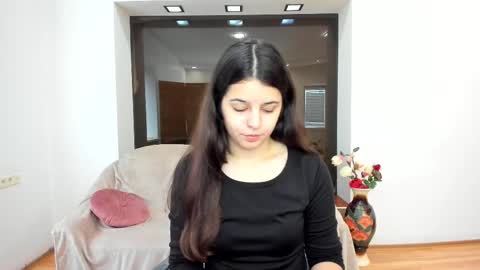 Snapshot of molly_owens chatting on October 13, 5:51 am Molly Owens online show from October 13, 5:51 am