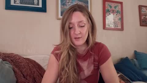 Molly online show from June 1, 4:09 pm