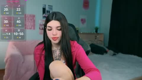 Snapshot of molly_rettyy chatting on July 11, 4:15 am Molly online show from July 11, 4:15 am