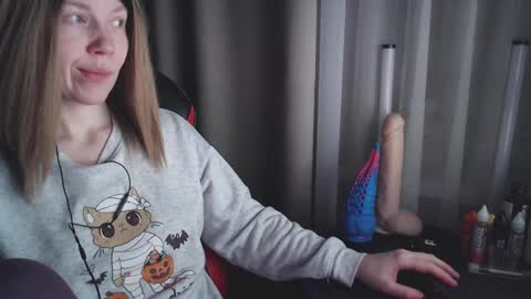 I have new photos come and see with love Molly online show from February 20, 11:43 pm