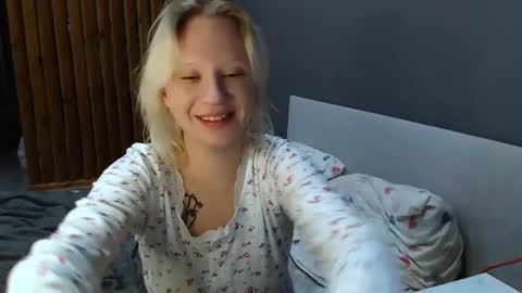 Snapshot of molly_smolly_ chatting on January 21, 4:58 pm lo online show from January 21, 4:58 pm