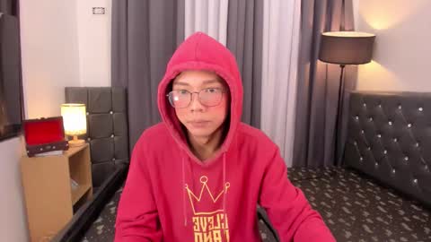 molly online show from December 20, 8:49 pm