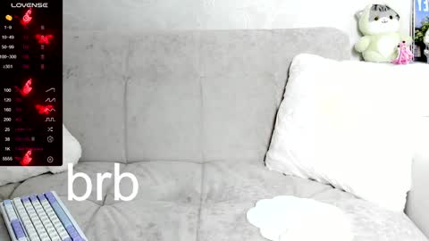 Snapshot of molly_sweetbaby chatting on January 10, 6:38 pm Ill tell you when were private online show from January 10, 6:38 pm