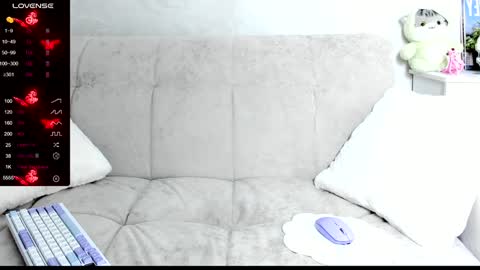 Snapshot of molly_sweetbaby chatting on January 13, 6:16 pm Ill tell you when were private online show from January 13, 6:16 pm