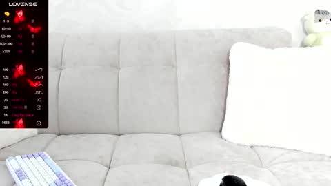 Snapshot of molly_sweetbaby chatting on February 27, 1:49 pm Ill tell you when were private online show from February 27, 1:49 pm