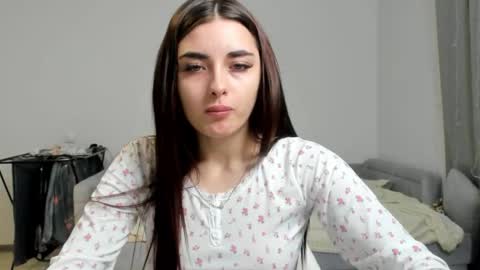 Snapshot of molly_ww chatting on January 17, 7:28 pm Molly online show from January 17, 7:28 pm