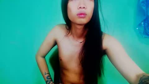 Snapshot of mollycoin18 chatting on November 30, 2:37 am mollycoin18 online show from November 30, 2:37 am