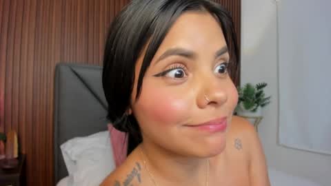 Snapshot of mollylove_ chatting on April 9, 7:08 pm mollylove_ online show from April 9, 7:08 pm