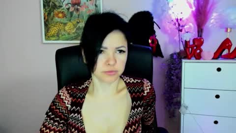 Molly online show from March 18, 7:22 am