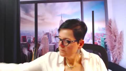 MollySun Nina Randmann online show from October 24, 6:37 pm