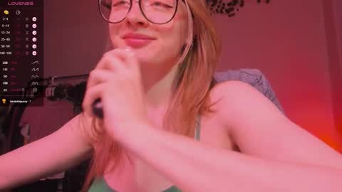 mollytucker online show from October 26, 2:45 pm