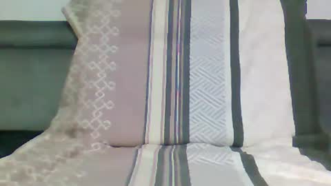 Snapshot of molnarzsolt chatting on December 13, 7:58 am molnarzsolt online show from December 13, 7:58 am