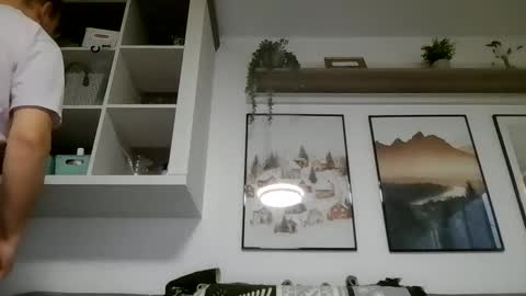 molnarzsolt online show from November 23, 6:57 am