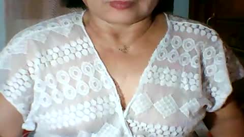 mombastic55 online show from May 15, 6:37 pm