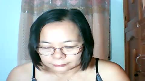 mombastic55 online show from May 21, 8:49 pm