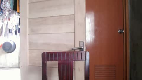 Snapshot of momi_khem019 chatting on February 27, 3:25 am MOMIKHEM online show from February 27, 3:25 am