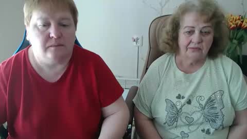 Snapshot of mommy99x chatting on March 9, 10:08 am Mommy99X online show from March 9, 10:08 am