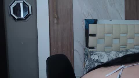 ANDREA online show from February 11, 1:32 am