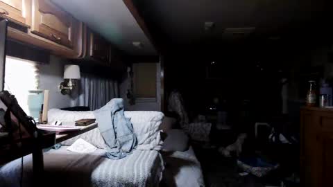 Mommys Edge Camp online show from August 2, 11:47 pm