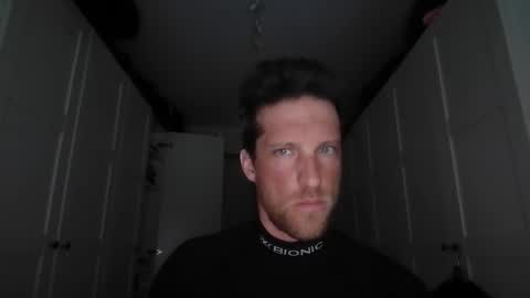 Snapshot of moms_little_monster chatting on January 19, 2:21 pm moms_little_monster online show from January 19, 2:21 pm