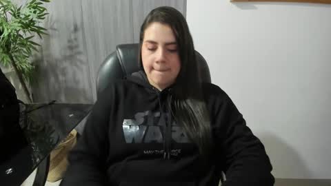 Mona online show from September 19, 11:55 am