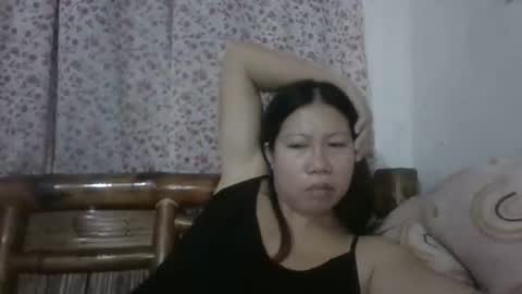 Snapshot of mona_sky chatting on February 2, 10:36 am mona_sky online show from February 2, 10:36 am