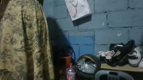 Snapshot of mona_sky chatting on February 4, 8:36 pm mona_sky online show from February 4, 8:36 pm
