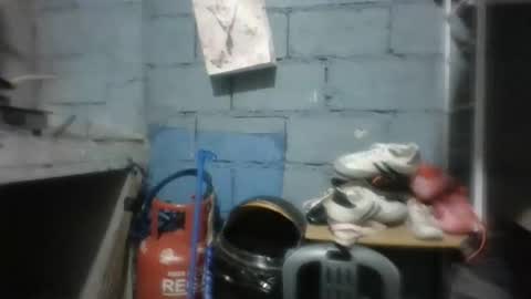 Snapshot of mona_sky chatting on February 9, 9:41 pm mona_sky online show from February 9, 9:41 pm