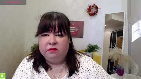 Snapshot of monaco_girl chatting on August 5, 7:44 am monaco_girl online show from August 5, 7:44 am