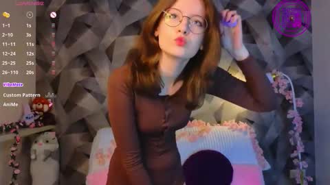 Snapshot of monanoir chatting on November 29, 4:43 pm Mona online show from November 29, 4:43 pm