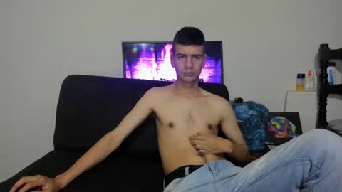 nicolas online show from December 28, 1:18 am