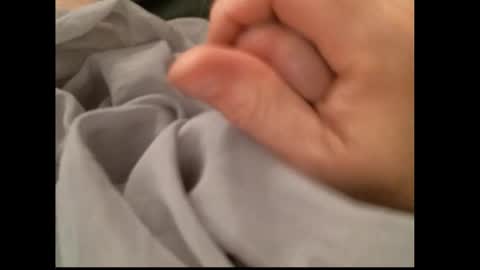 Snapshot of monasnuts chatting on November 6, 12:55 am monasnuts online show from November 6, 12:55 am