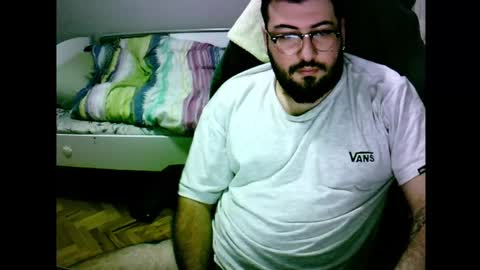 Snapshot of moneyman__24 chatting on December 10, 12:06 am Mert online show from December 10, 12:06 am