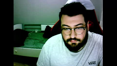 Snapshot of moneyman__24 chatting on December 27, 12:12 pm Mert online show from December 27, 12:12 pm