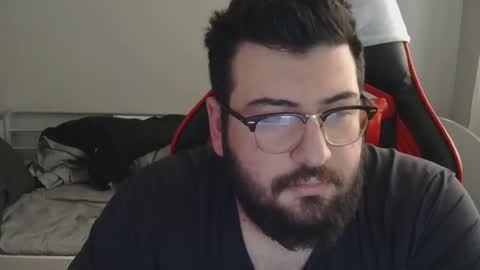 Snapshot of moneyman__24 chatting on December 30, 8:10 am Mert online show from December 30, 8:10 am