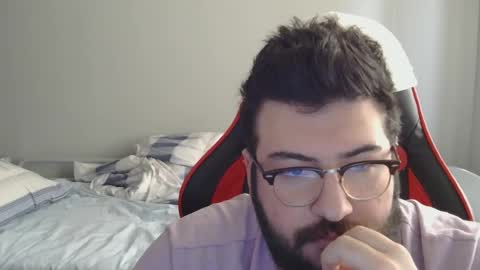 Snapshot of moneyman__24 chatting on January 14, 10:17 am Mert online show from January 14, 10:17 am