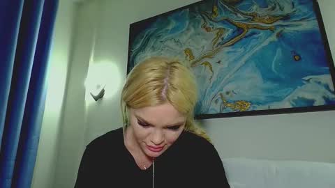 Monica online show from November 28, 4:37 am