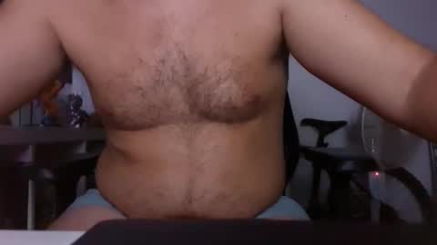 Snapshot of monica35milf chatting on September 20, 12:00 am MonicaLuigi online show from September 20, 12:00 am