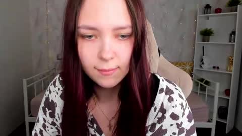 Monica online show from April 18, 5:44 am