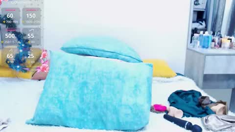 lizzi online show from December 22, 3:58 am