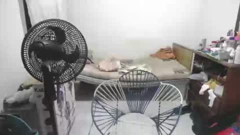 evi online show from January 11, 12:48 am