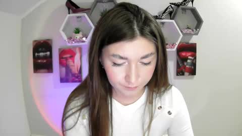 sweet girl and shine body online show from September 16, 11:11 am