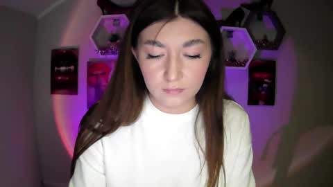 sweet girl and shine body online show from September 29, 11:04 am